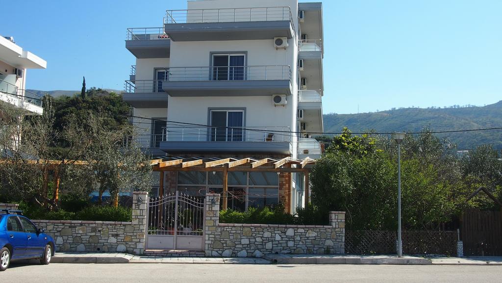 Rondos Hotel Χειμάρρα Εξωτερικό φωτογραφία