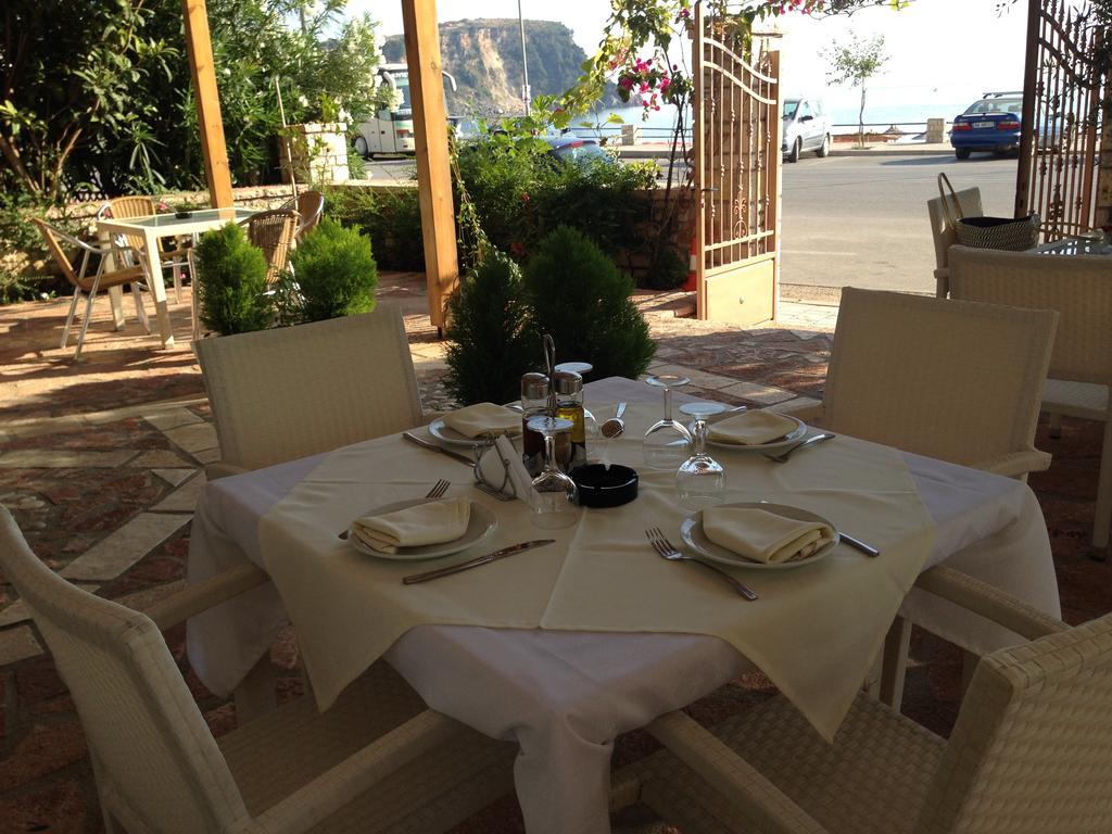 Rondos Hotel Χειμάρρα Εξωτερικό φωτογραφία