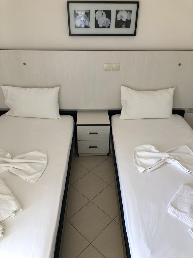 Rondos Hotel Χειμάρρα Εξωτερικό φωτογραφία