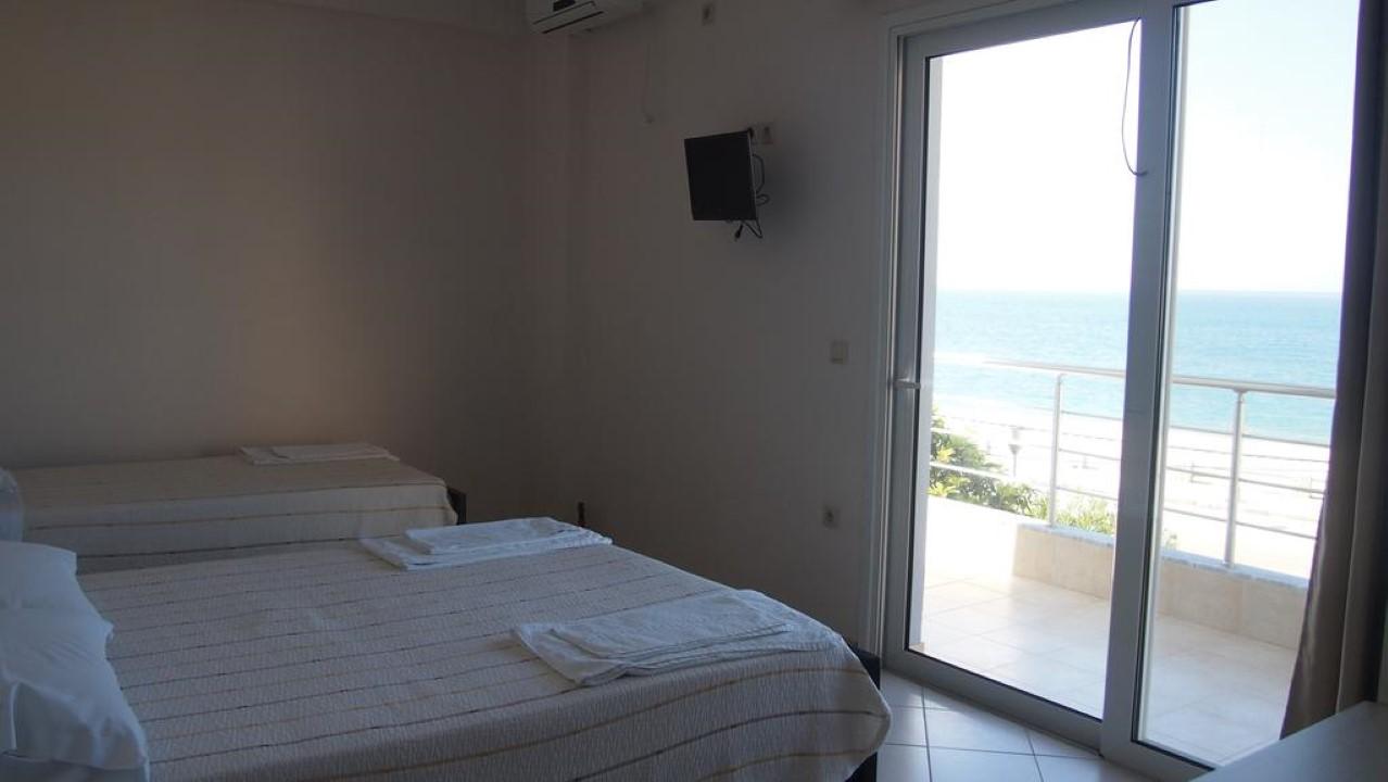 Rondos Hotel Χειμάρρα Εξωτερικό φωτογραφία